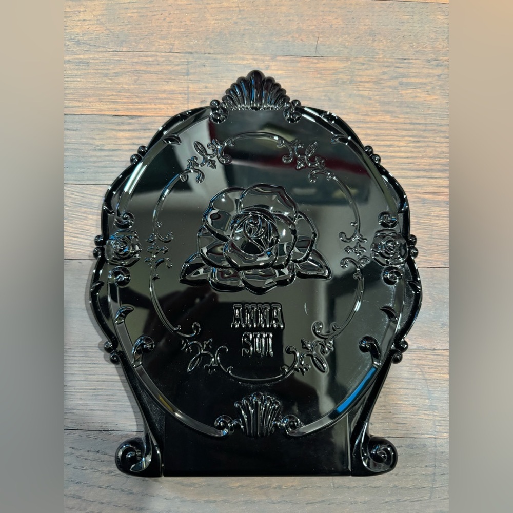 464. New! Anna Sui Signature Beauty Mirror Rose